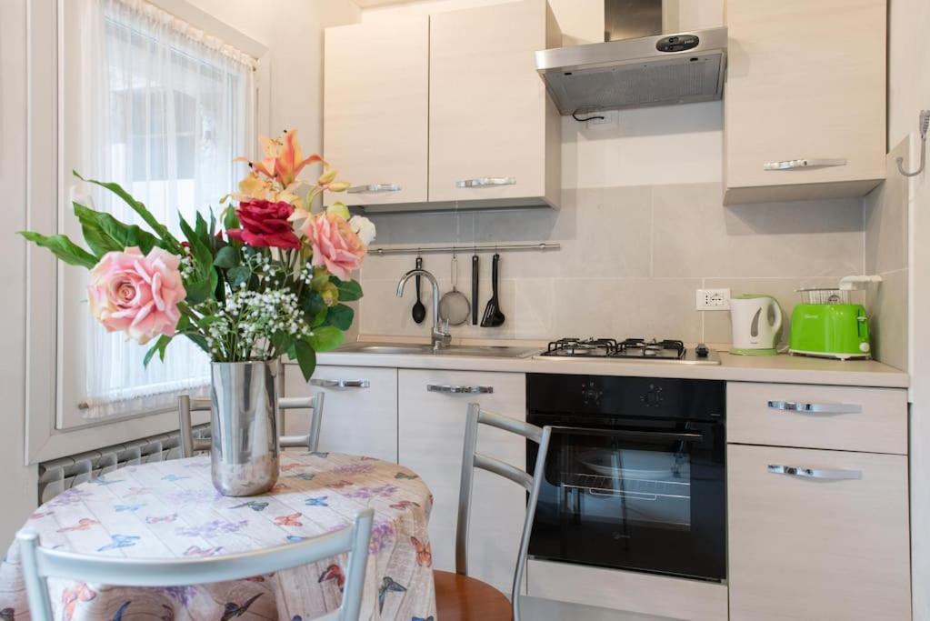 Marco Antonio Flat In Venice -Cannaregio District Near Sinagogue Bagian luar foto